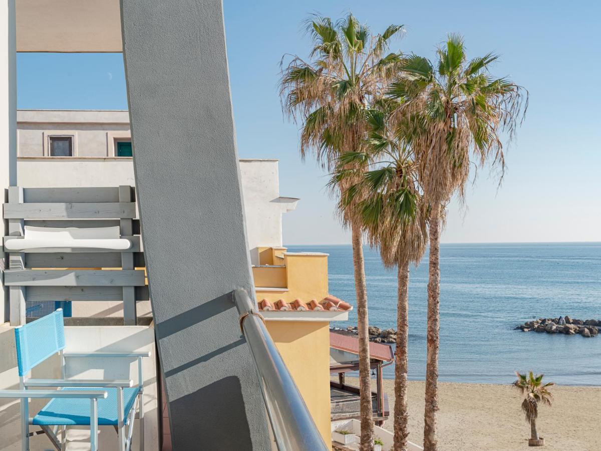 Hotel Riviera Anzio Kültér fotó