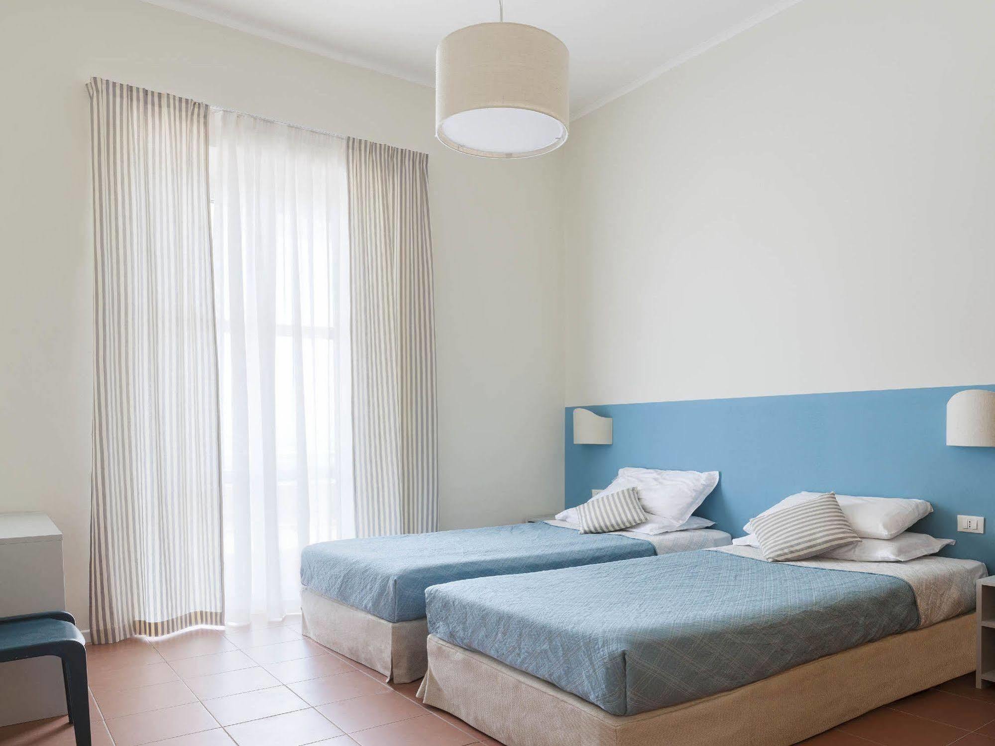 Hotel Riviera Anzio Kültér fotó