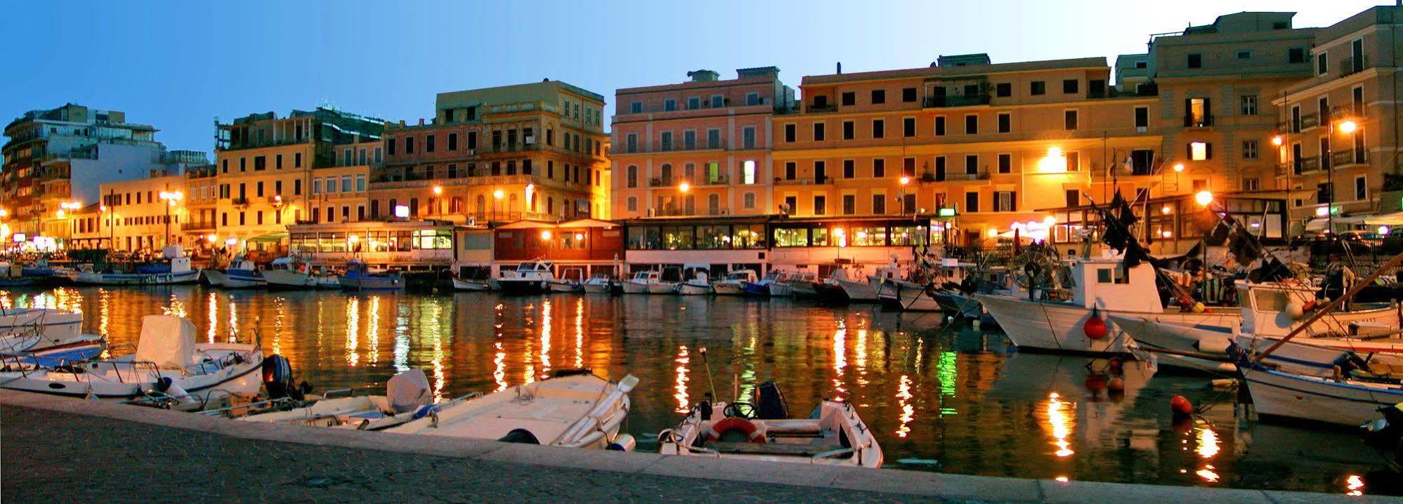 Hotel Riviera Anzio Kültér fotó